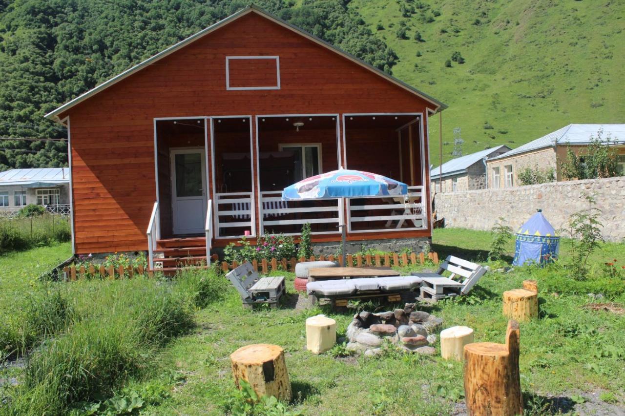 Warm House Guest House Stepantsminda Exterior photo